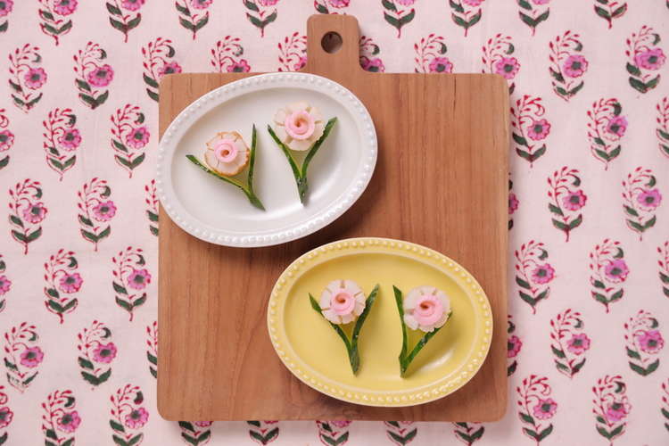ちくわとかまぼこのお花 レシピ 作り方 By てりやきちあき クックパッド 簡単おいしいみんなのレシピが357万品