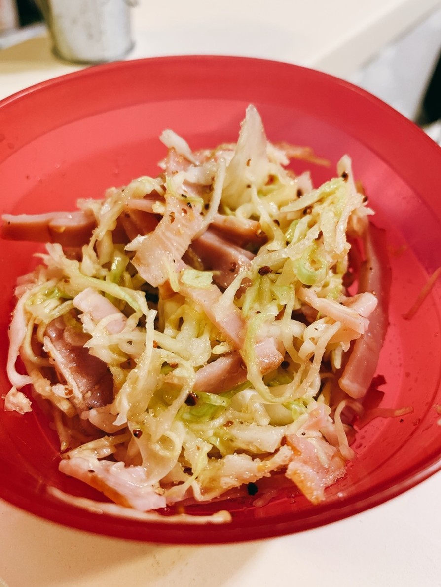 しおれキャベツのベーコンサラダ レシピ