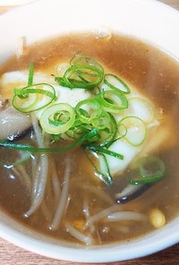 豆もやしと椎茸のユッケジャン風スープ♪