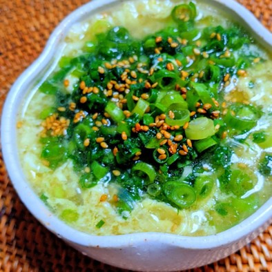 中華風卵と春雨のスープの写真