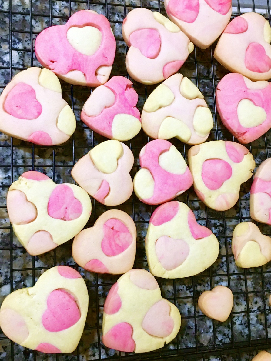 バレンタイン♡ハートの型抜きクッキーの画像