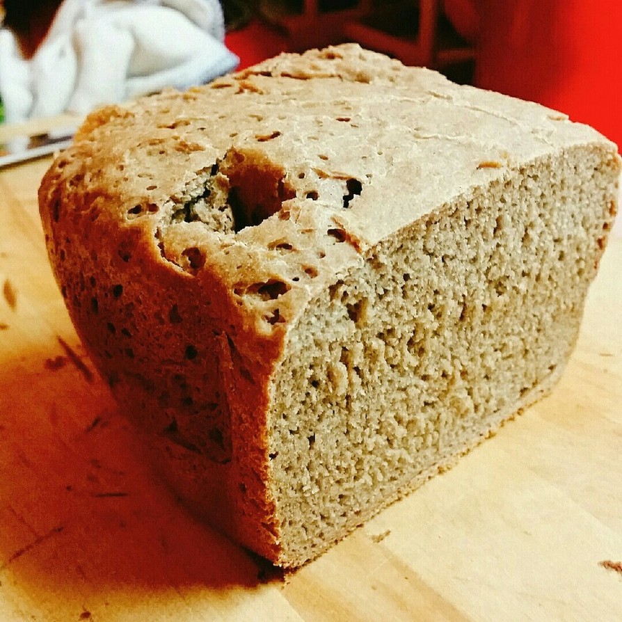 HBで作る全粒粉+ライ麦のパン