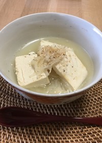 塩ダレ味の大根と豆腐のスープ