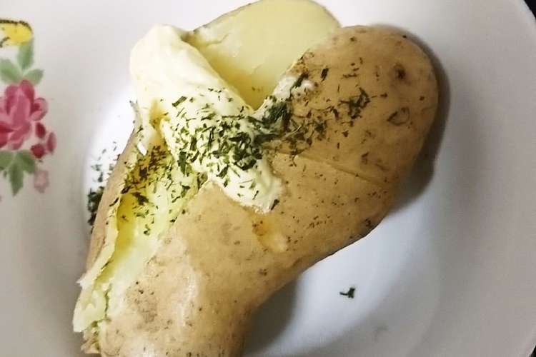 電子レンジで簡単 にんにくじゃがバター レシピ 作り方 By みらいの休日 クックパッド