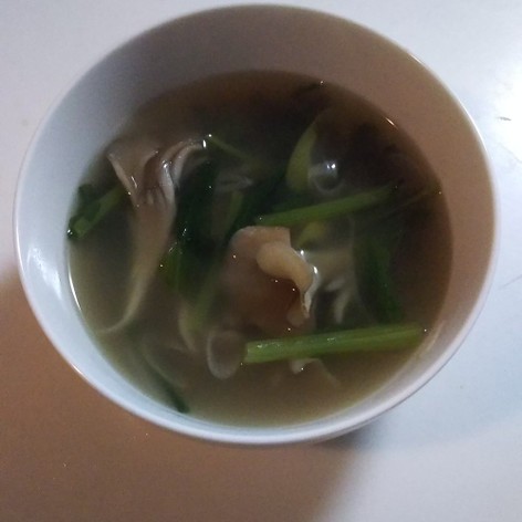 舞茸と春菊のスープ
