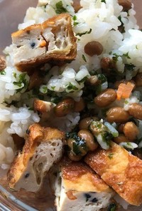 納豆とカリカリがんもの混ぜご飯