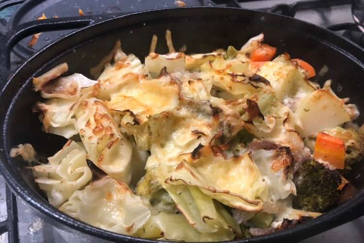 ダッチオーブンでぎゅうぎゅう焼き レシピ 作り方 By クックakaaan クックパッド 簡単おいしいみんなのレシピが352万品