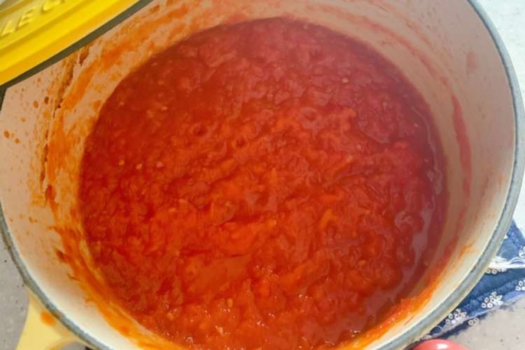じっくり煮込んだ濃厚トマトソース レシピ 作り方 By Jujukueche クックパッド 簡単おいしいみんなのレシピが349万品