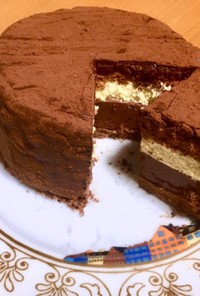 ピスタチオとチョコレートムースのケーキ