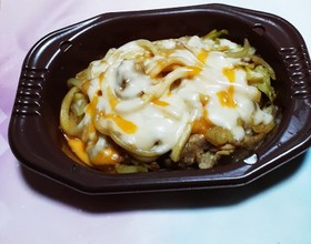 グラタン風焼きカレーうどん。