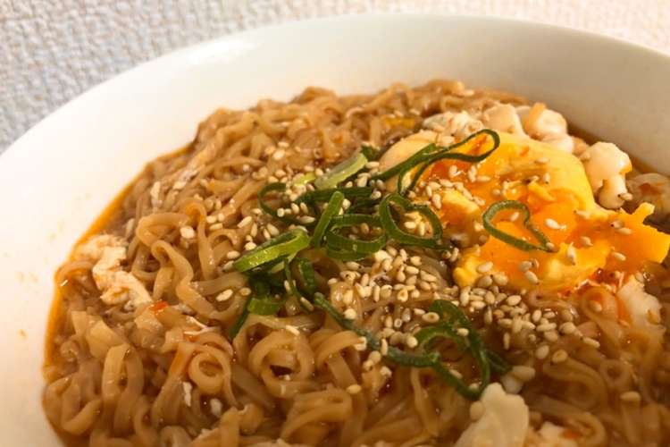 汗だくで食べる 激辛チキンラーメン レシピ 作り方 By Miffy クックパッド 簡単おいしいみんなのレシピが364万品