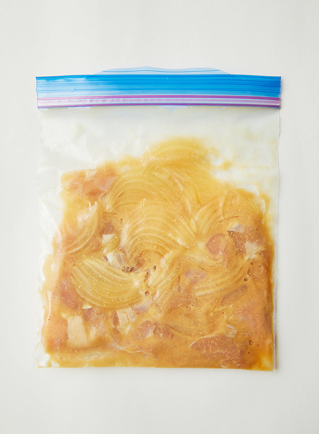 下味冷凍 糀甘酒でやわらかみそ親子丼の画像
