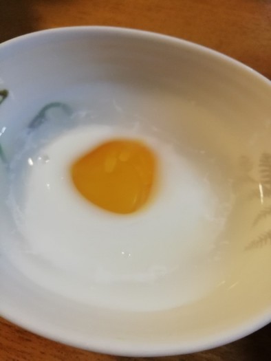 【ぱぱっと副菜】レンジで温泉卵の写真