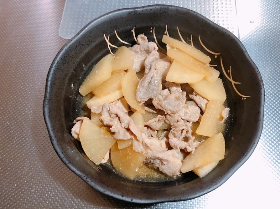 大根と豚肉の味噌煮の画像