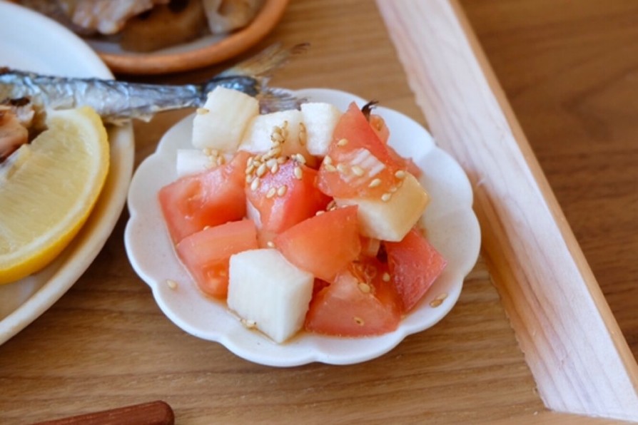 長芋とトマトのごまポン酢の画像