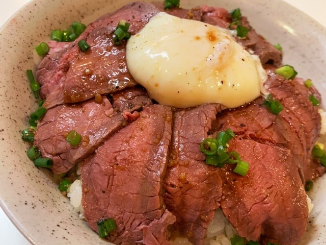 ローストビーフ丼 レシピ 作り方 By もち 普通ごはん クックパッド 簡単おいしいみんなのレシピが367万品