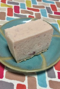 超簡単☆cuteな苺のレアチーズケーキ