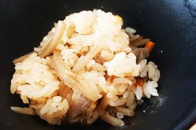 鶏ごぼう炊き込みご飯