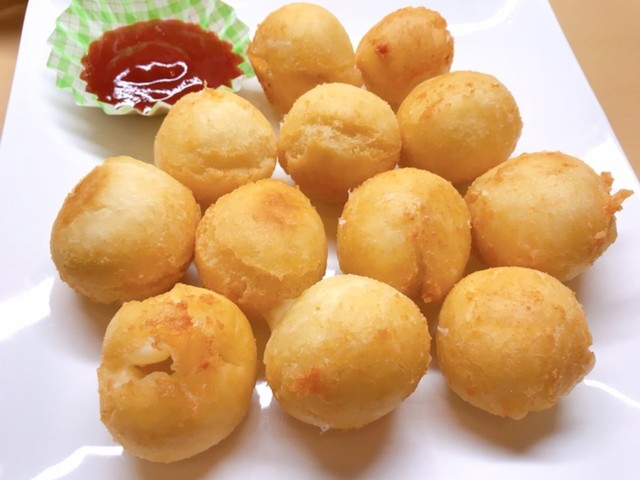 かんたんチーズボール レシピ 作り方 By 咲月 クックパッド 簡単おいしいみんなのレシピが360万品 かんたんチーズボール レシピ 作り方 By 咲月 クックパッド 簡単おいしいみんなのレシピが360万品