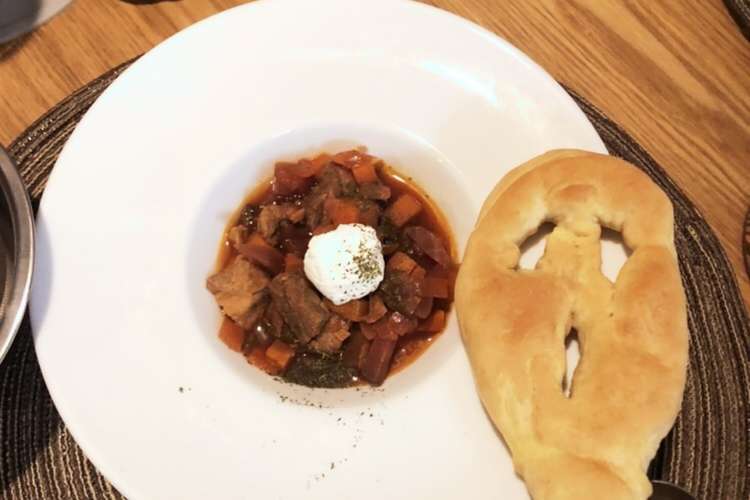 ビーツで赤いボルシチスープ レシピ 作り方 By 花咲にゃんこ クックパッド 簡単おいしいみんなのレシピが371万品