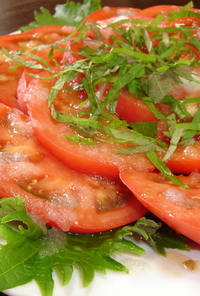 ★大皿でちょっと素敵にトマトサラダ