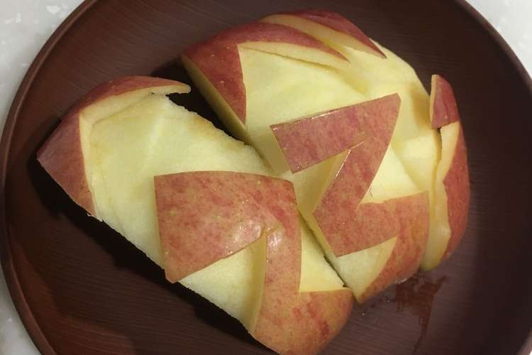 ポケモン ピカチュウ りんごの飾り切り レシピ 作り方 By Fitomi クックパッド 簡単おいしいみんなのレシピが358万品