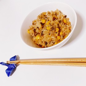 簡単ツナとコーンの塩バター炊き込みご飯