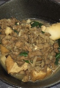 牛肉と厚揚げと里芋の甘辛ネギ生姜煮