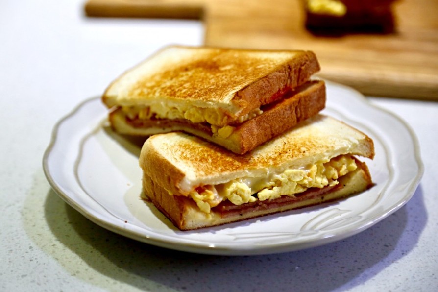 ホットサンド♡ハム、チーズ＆卵の画像