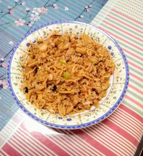 余った炊き込みご飯でそば飯