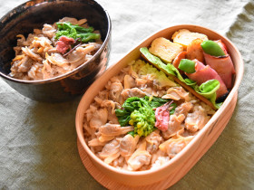 あさりと油揚げの炊き込みご飯