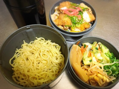 お弁当☆麺/丼物セット編⒈☆の写真