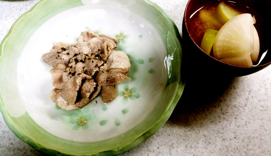 ❄豚のパセリソース&大根の味噌汁❄の画像