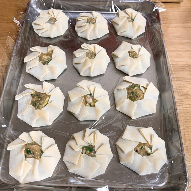 青じそ餃子 花餃子バージョン レシピ 作り方 By ヤマネコさん クックパッド 簡単おいしいみんなのレシピが361万品