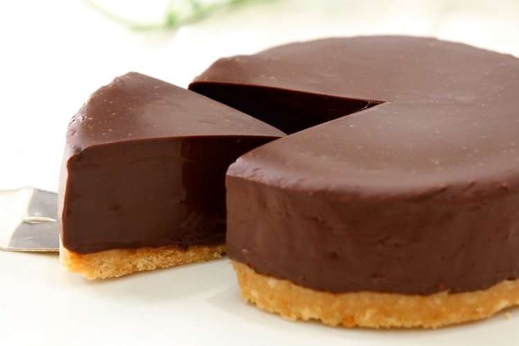 材料3つで簡単生チョコケーキ レシピ 作り方 By たけ民キッチン クックパッド 簡単おいしいみんなのレシピが350万品