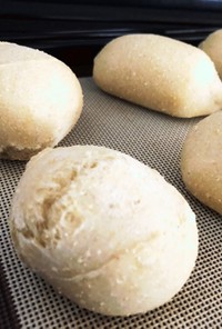 自家製酵母の米粉白パン