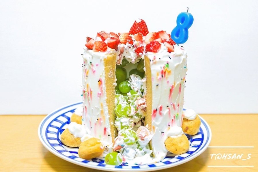 ★簡単！果物溢れ出す誕生日ケーキ★の画像