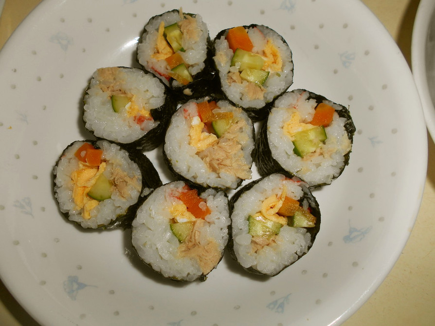 サラダ巻き寿司の画像