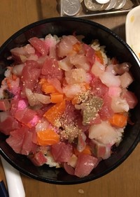 刺身で簡単！海鮮五目チラシ寿司