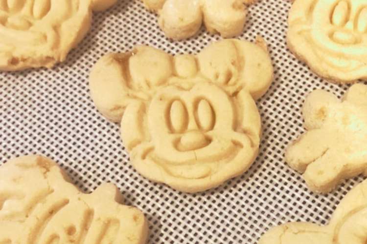 米粉とココナッツオイルで型抜きクッキー レシピ 作り方 By 花咲にゃんこ クックパッド 簡単おいしいみんなのレシピが352万品
