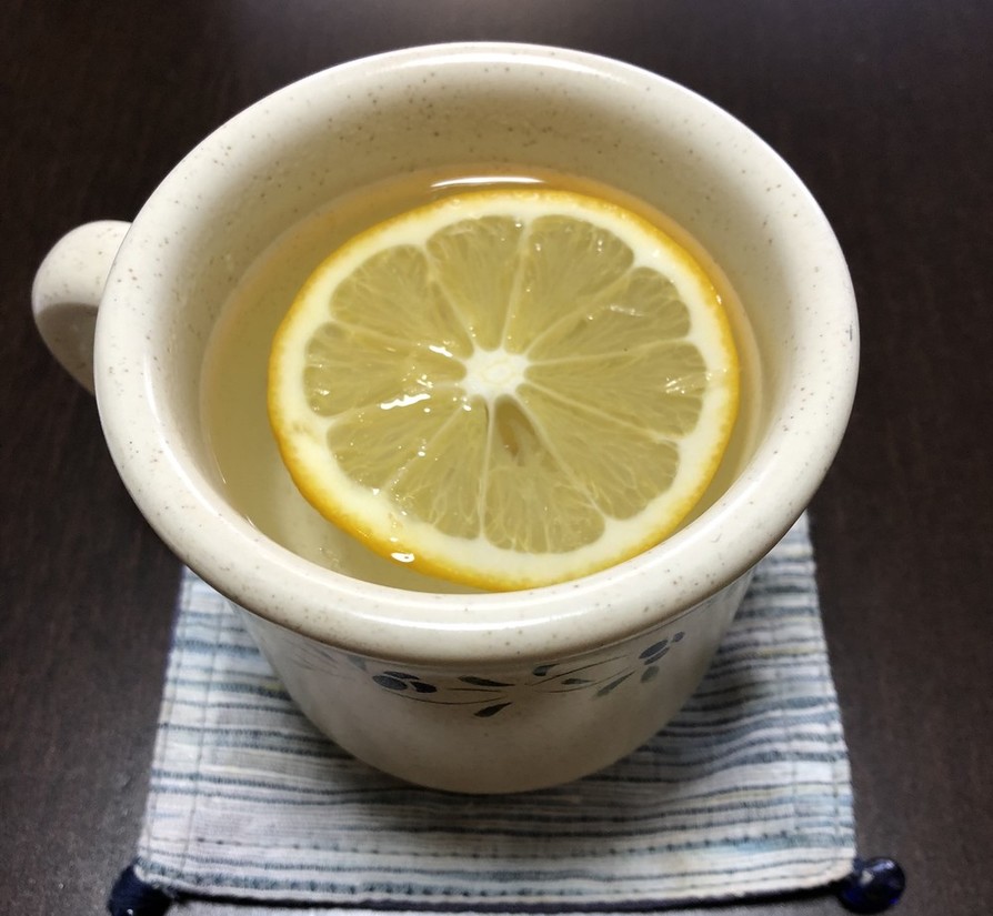 朝のデトックス☆レモン生姜白湯の画像