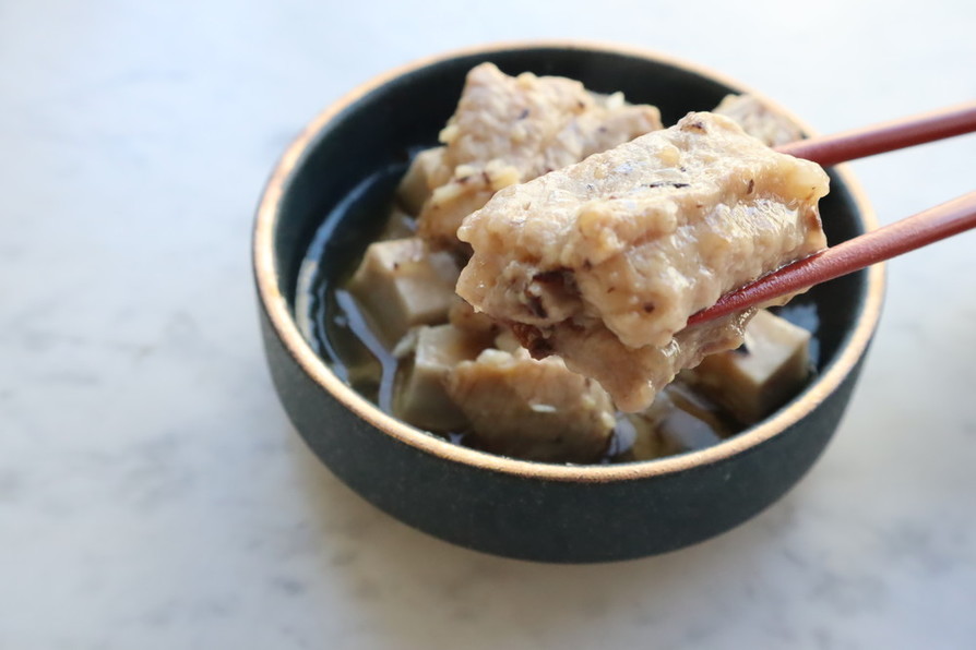 【中華料理】愛される蒸し骨付き豚肉と里芋の画像