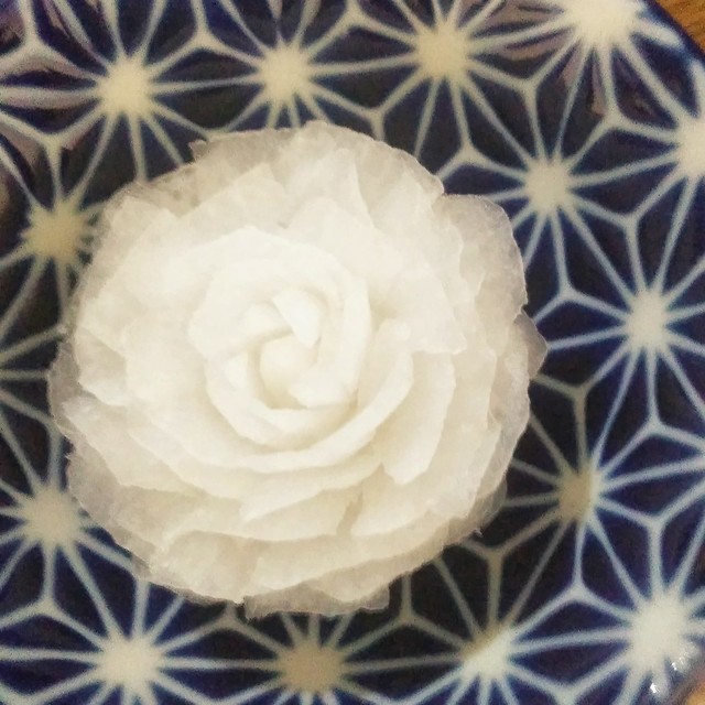 花 飾り切り 薔薇のカービング大根 レシピ 作り方 By ぐっち料理男子 クックパッド 簡単おいしいみんなのレシピが371万品 花 飾り切り 薔薇のカービング大根 レシピ 作り方 By ぐっち料理男子 クックパッド 簡単おいしいみんなのレシピが371万品