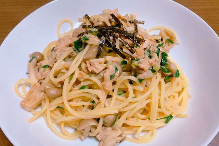 ツナとキノコの和風パスタ バター醤油 レシピ 作り方 By ぽめじろ クックパッド 簡単おいしいみんなのレシピが360万品