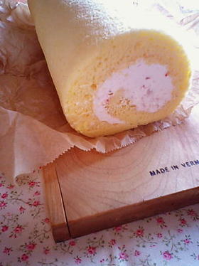 ふわふわしっとりロールケーキ生地