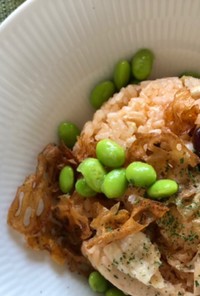 炊飯器だけで、チキンライス(豆入り)