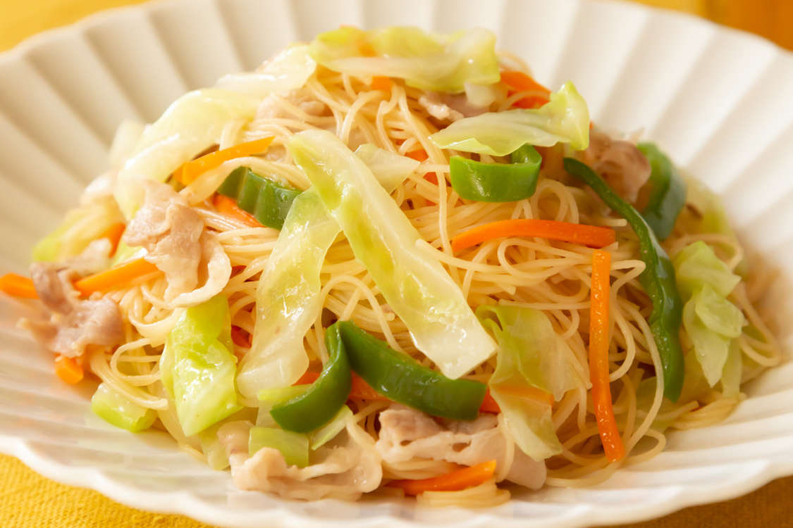 レンジで簡単 1 3日分野菜の焼ビーフン レシピ 作り方 By ケンミン食品 公式 クックパッド 簡単おいしいみんなのレシピが379万品