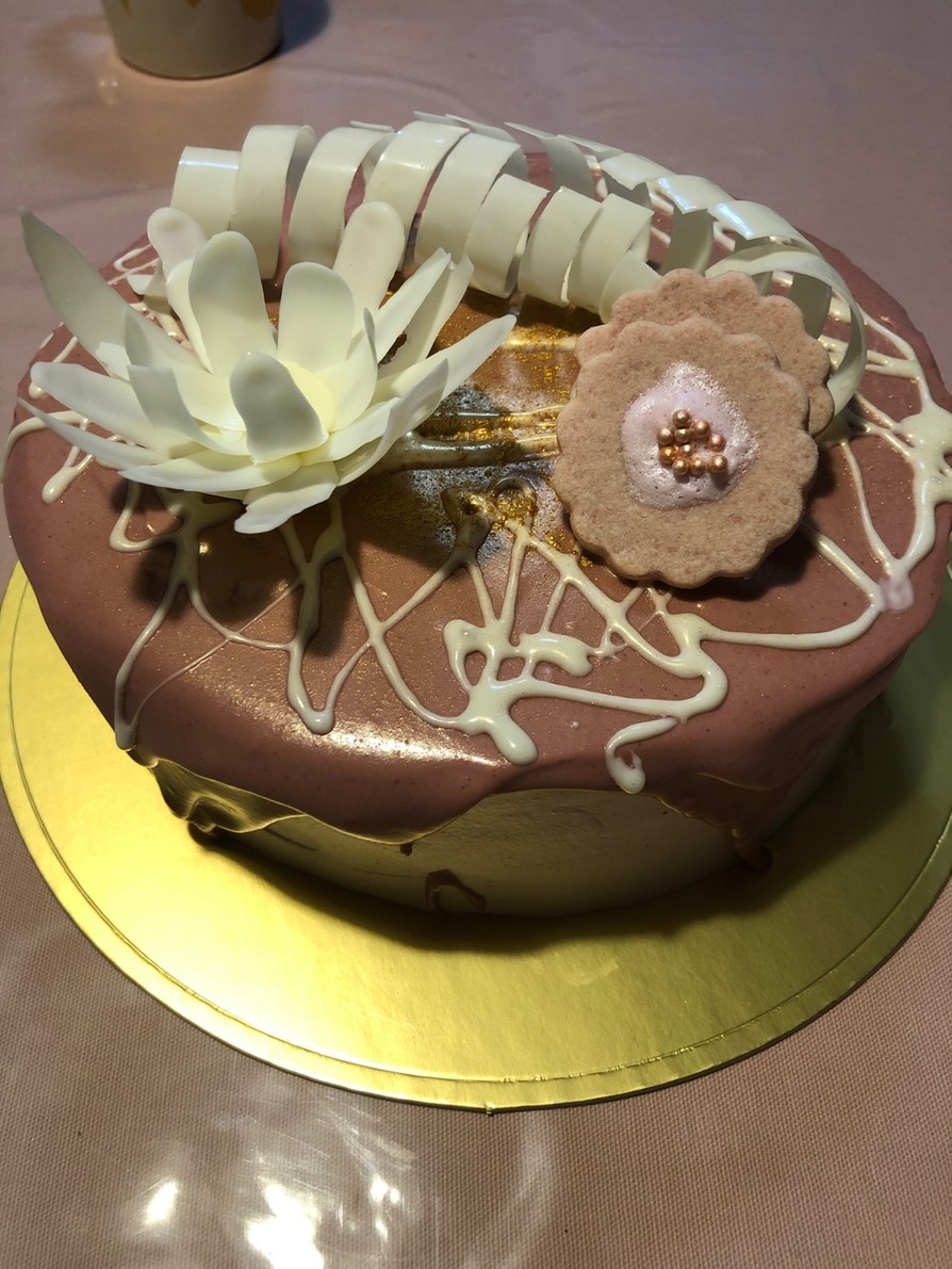 ストロベリーミルフィーユケーキの画像