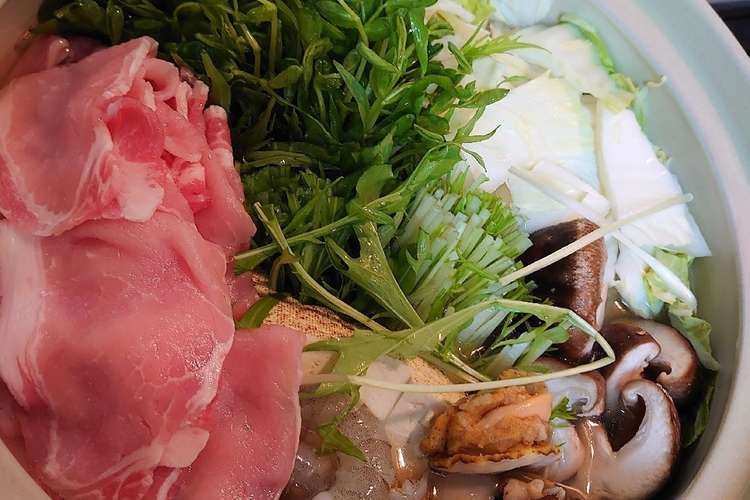 おやまめ家のお鍋 締めは焼きそば麺 レシピ 作り方 By おやまめさん クックパッド 簡単おいしいみんなのレシピが354万品