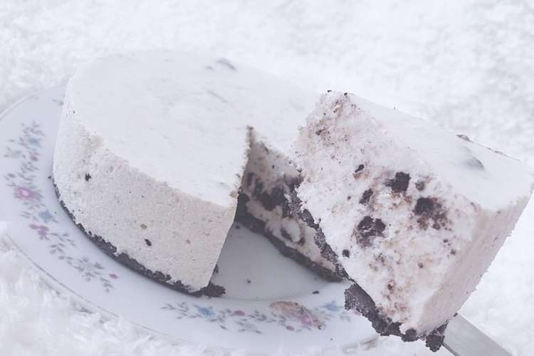 生クリームを泡立てないオレオチーズケーキ レシピ 作り方 By 雲雀桜 クックパッド 簡単おいしいみんなのレシピが357万品
